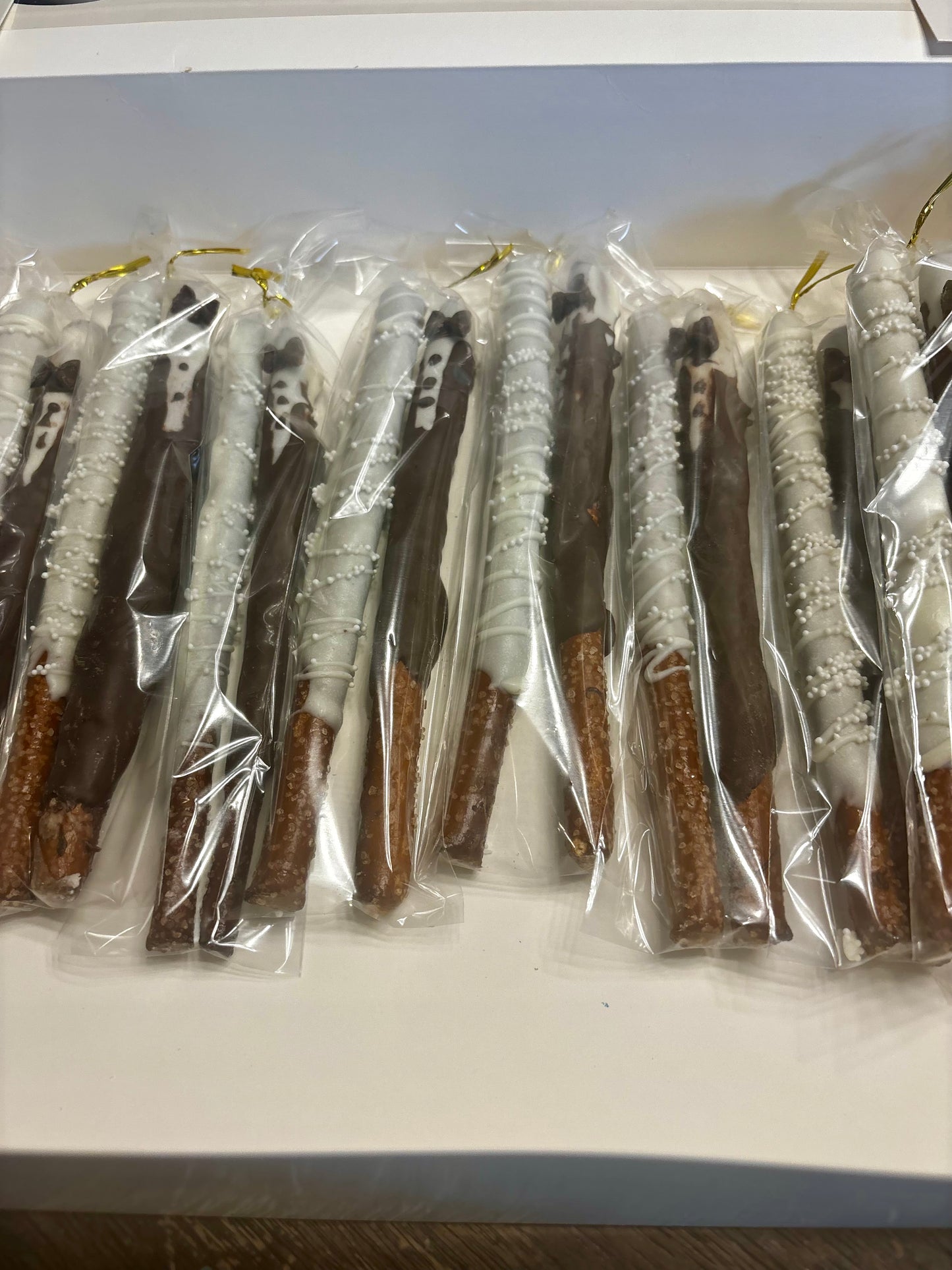 Dipped pretzel rods