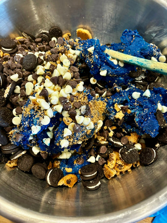 Bucket of Katies Kookies dough to  bake at home