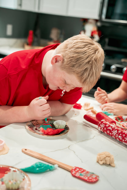 Kids cookie decorating class